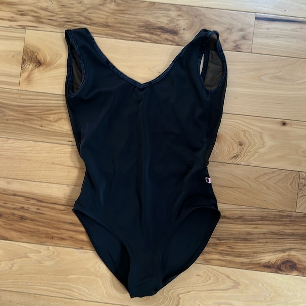Yumiko Gina Black Small